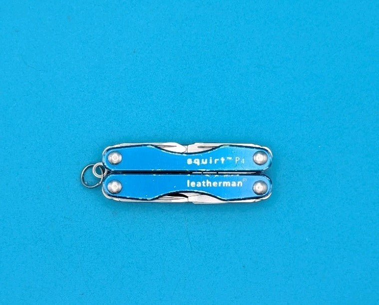 Leatherman Squirt P4 Multi-Tool, Key Ring, Retired, BLUE!