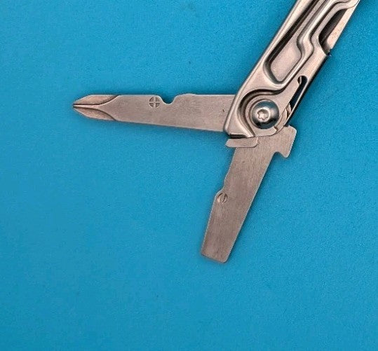 Leatherman Bolster 13 Tool Stainless Steel Multi-Tool! With Sheath!