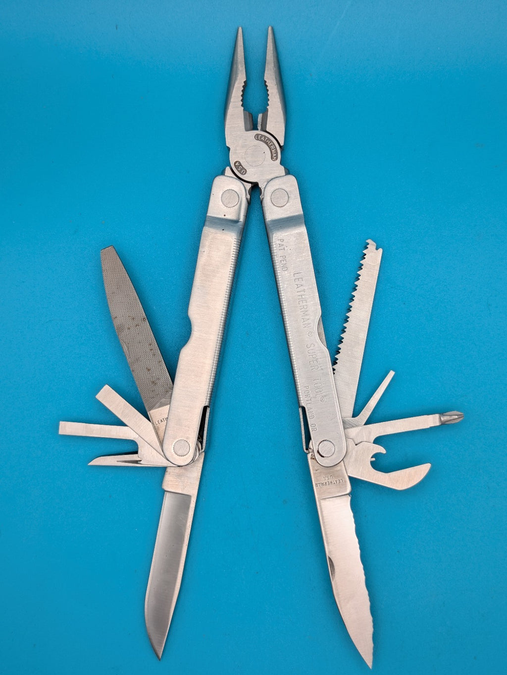 LEATHERMAN Super TOOL Multi Function Tool PLIERS, Stainless! 01/99 DATE