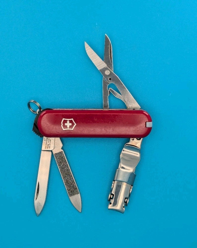 Victorinox Swiss Army Knife - Key Chain - Nail Clip 580 - Red! *HEIDI - SWISS*