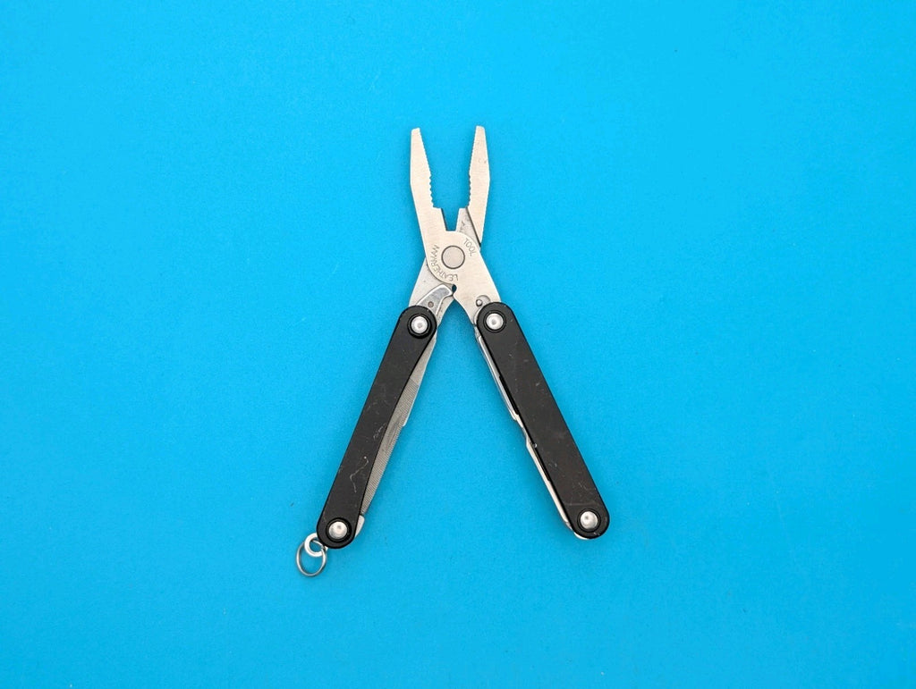 Leatherman SQUIRT PS4 Multi-Tool With Pliers Scissors Knife BLACK!