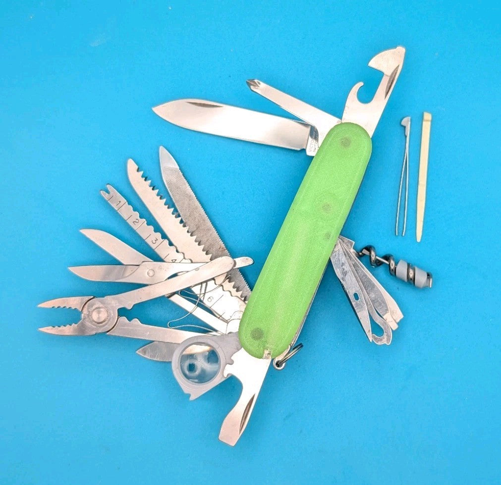 Victorinox SwissChamp Green and Purple Glow in the Dark Swiss Army Knife! 91mm