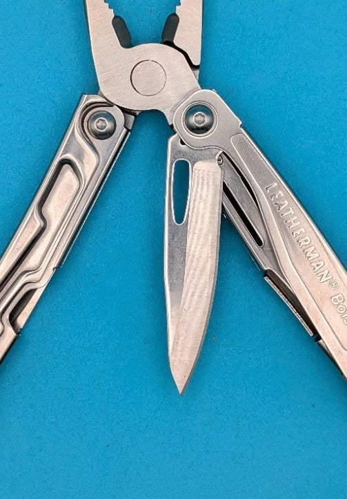 Leatherman Bolster 13 Tool Stainless Steel Multi-Tool! With Sheath!