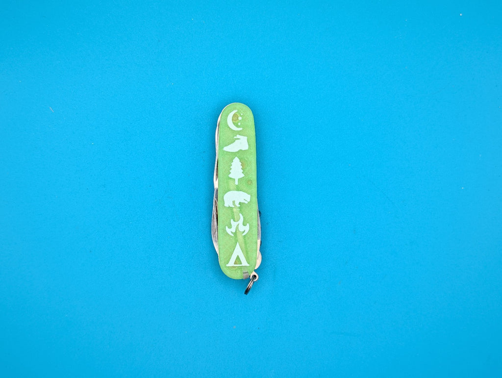 Victorinox Huntsman Firefly Green Glow in the Dark Swiss Army Knife Multi Tool!