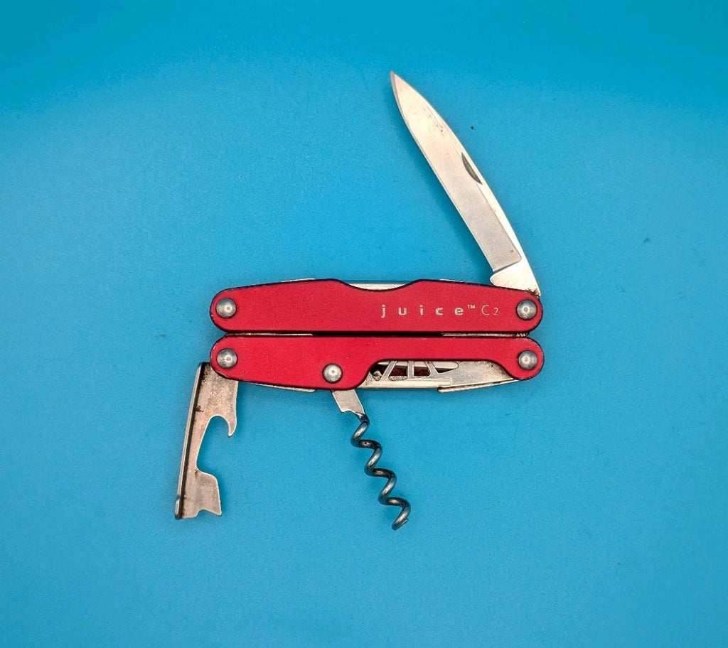 Leatherman Juice C2 Red Multi Tool! RETIRED! *WORN/LOOSE CORKSCREW*