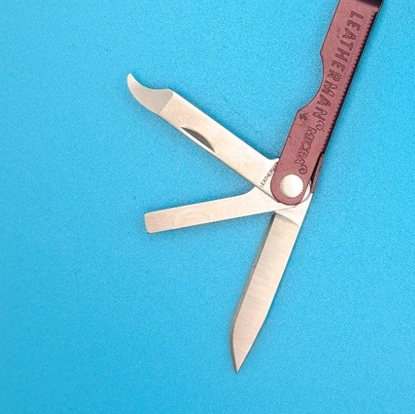 Leatherman Micra Multi-Tool, Knife, Scissors, Key Ring, Maroon!