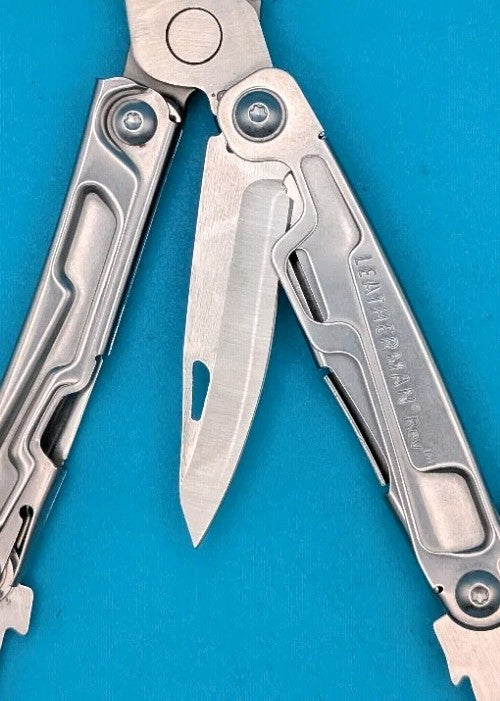Leatherman Rev 3.8" Multi-Tool, Stainless!