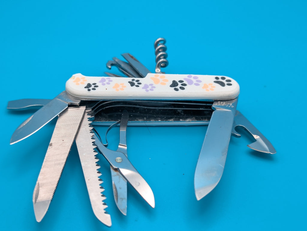 Victorinox Ranger Swiss Army Knife Multi-Tool! PAW PRINT SCALES!