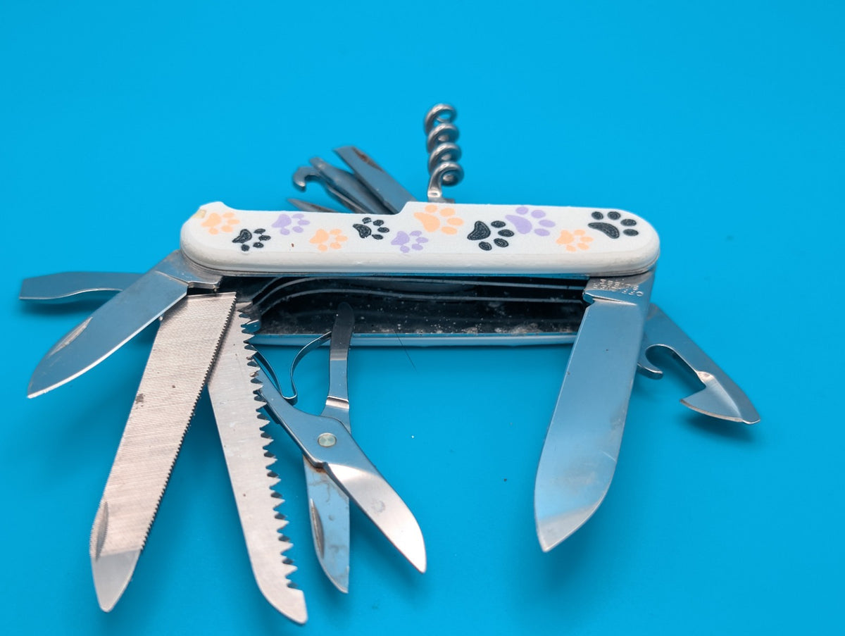 Victorinox Ranger Swiss Army Knife Multi-Tool! PAW PRINT SCALES!