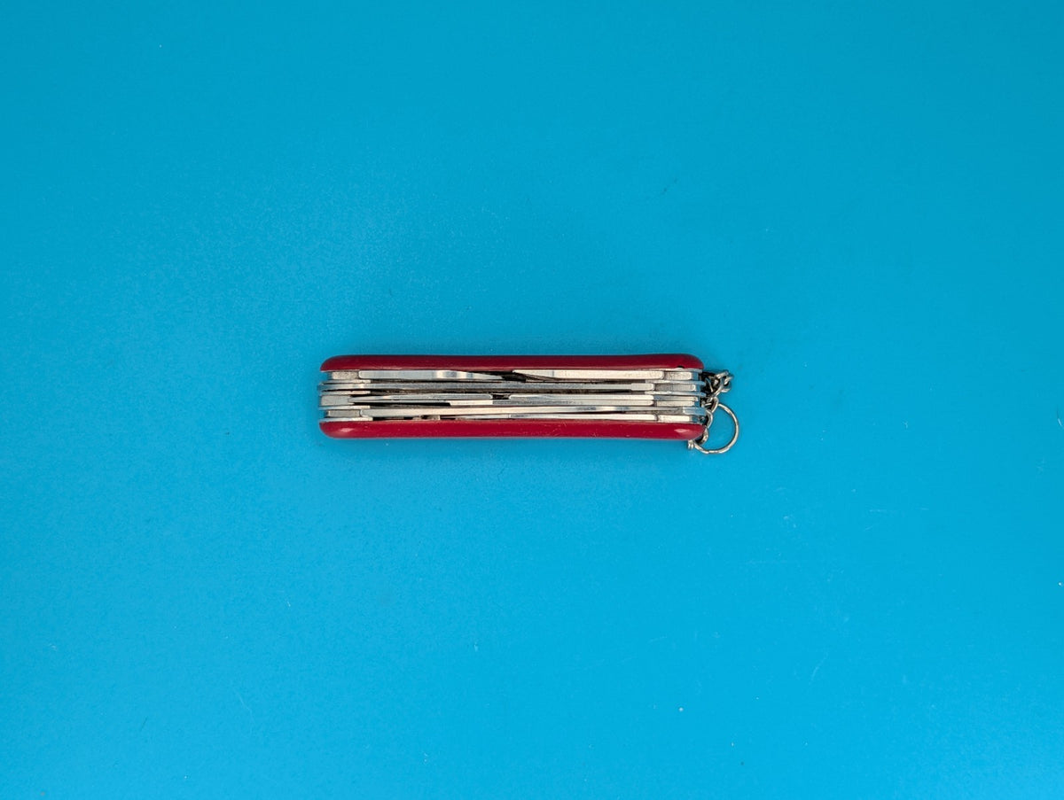 Wenger Model 1.18.13 Swiss Army Knife Multi Tool!