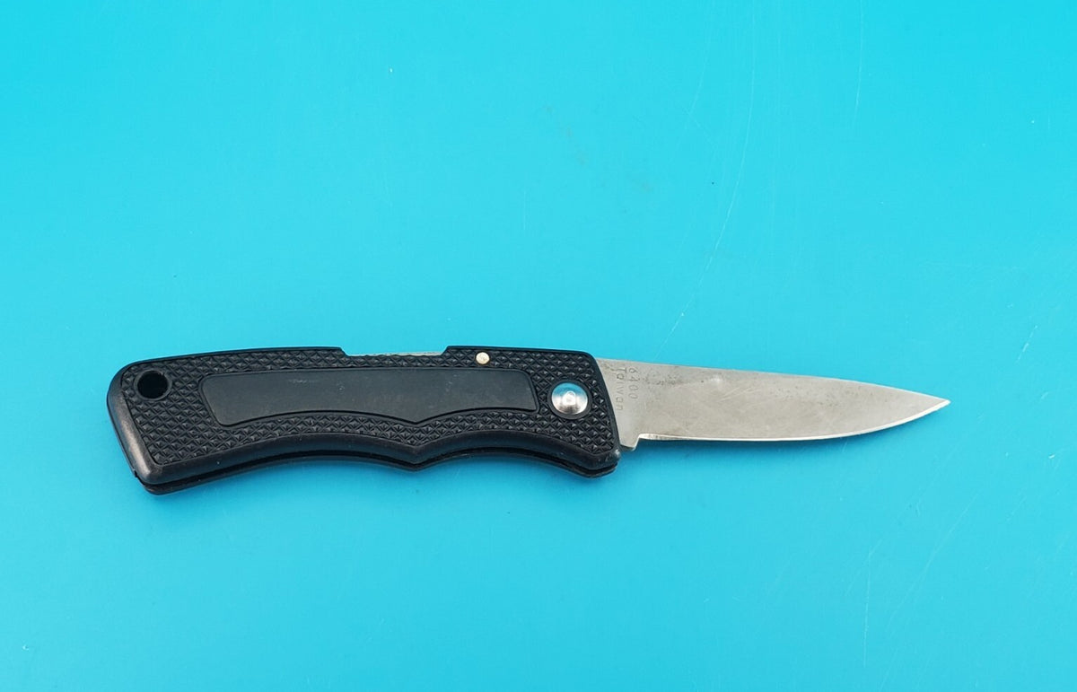 CRKT 6400 Angus Lockback Plain Edge Pocket Knife Made in Taiwan