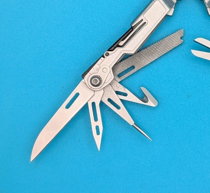 SOG PowerPint Tool Compact Lightweight Silver Multi-Tool!