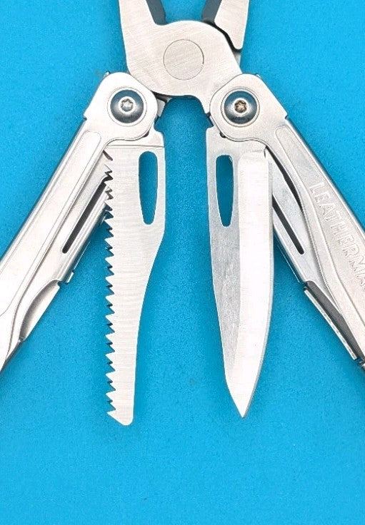 Leatherman Sidekick Multi-Tool, Knife, Pliers, Saw, Stainless!
