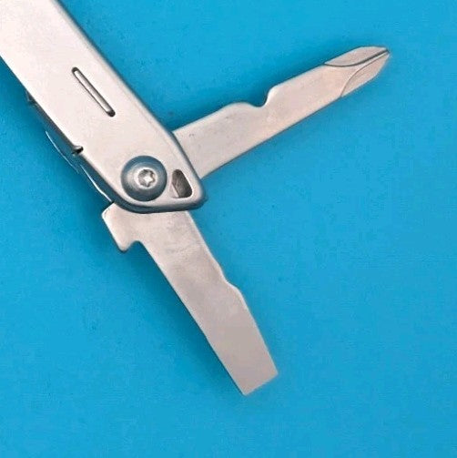 LEATHERMAN WINGMAN MULTI-TOOL! FAST SHIPPING!