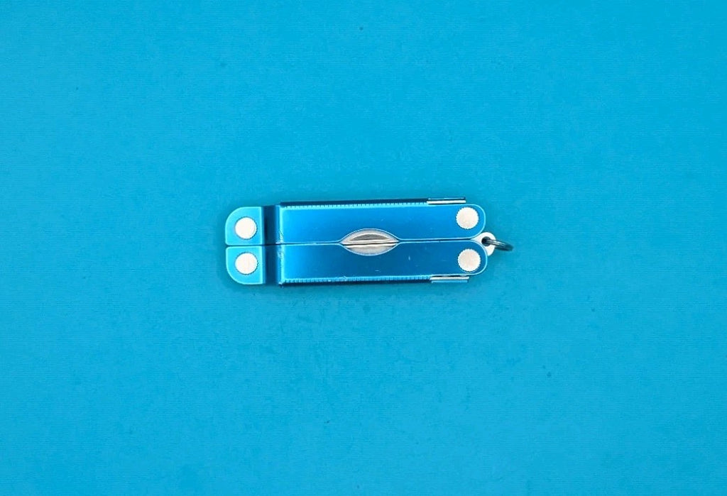 Leatherman Micra Multi-Tool, Knife, Scissors, Key Ring, Blue!