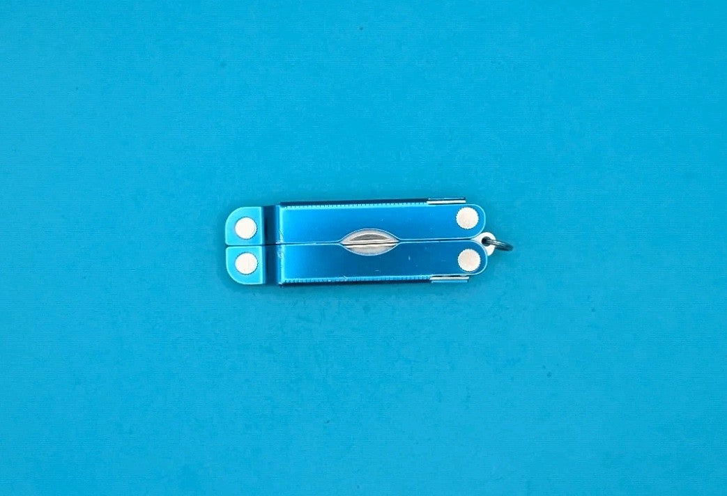 Leatherman Micra Multi-Tool, Knife, Scissors, Key Ring, Blue!