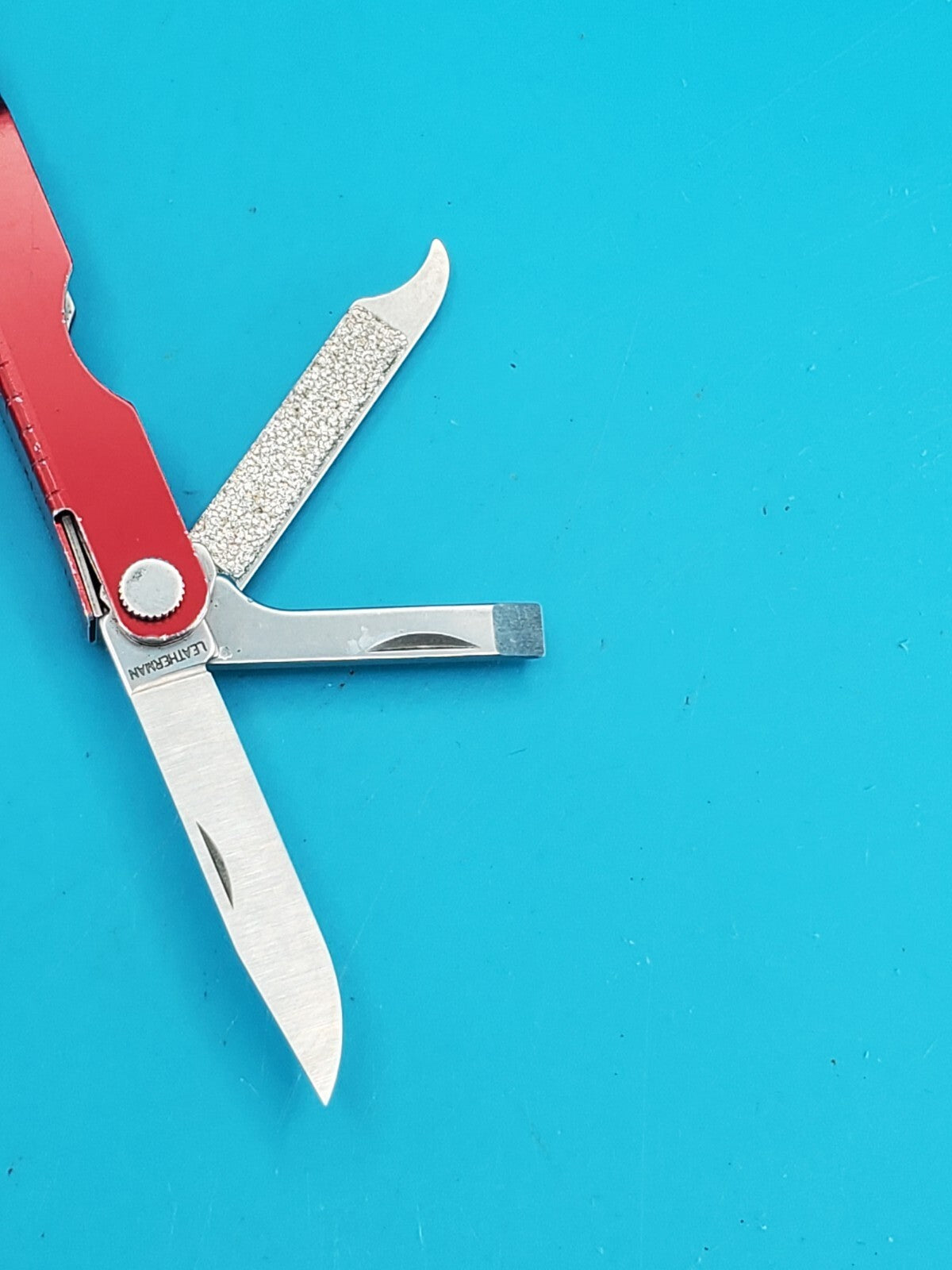 Leatherman Micra Multi-Tool, Knife, Scissors, Key Ring, Red