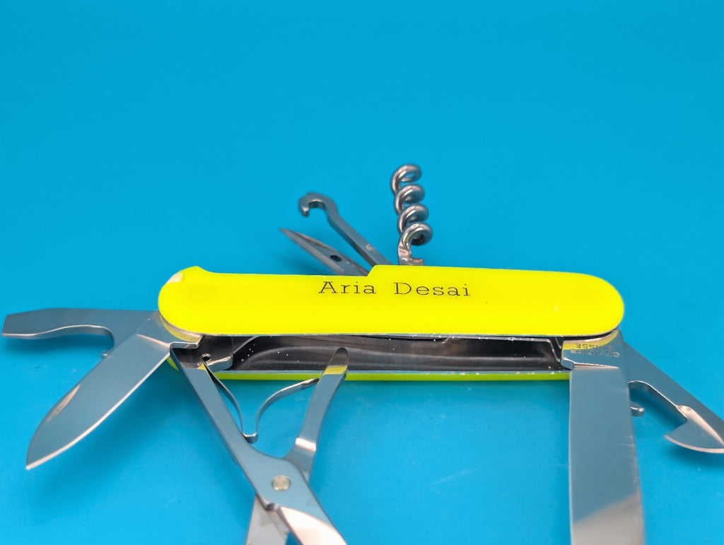 Victorinox Climber Stayglow Swiss Army Knife Multi Tool! *ARIA DESAI*