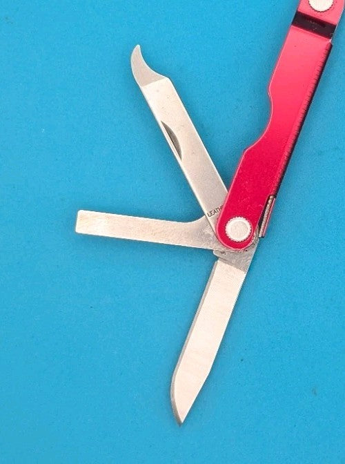 Leatherman Micra Multi-Tool, Knife, Scissors, Key Ring, Red! *GULF UNITED TECH*