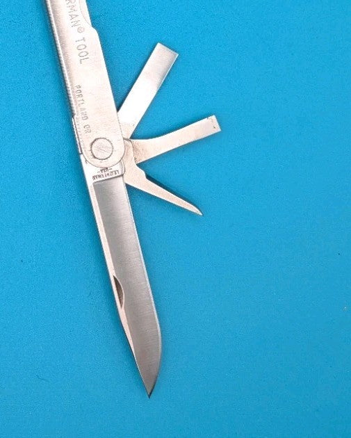 Leatherman PST Multi Tool! 03/00 Date Stamp! With Sheath!