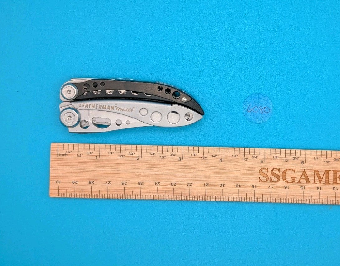 Leatherman Freestyle Multi-Tool - Discontinued - FAST SHIPPING!