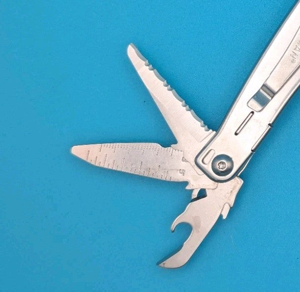 LEATHERMAN WINGMAN MULTI-TOOL! FAST SHIPPING!
