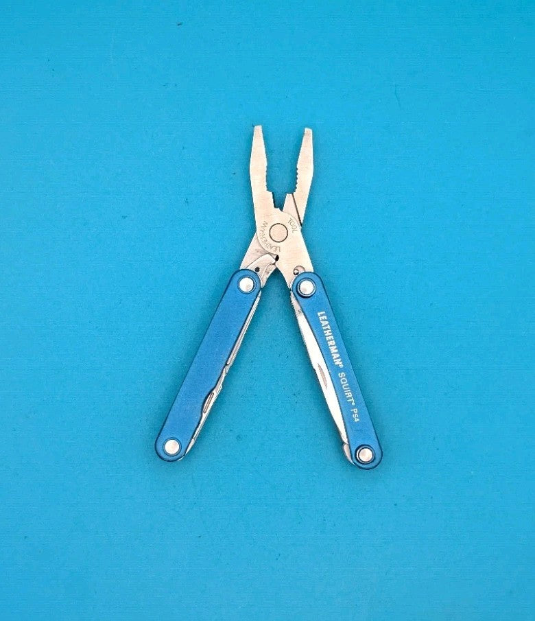 Leatherman SQUIRT PS4 Multi-Tool With Pliers Scissors Knife BLUE!