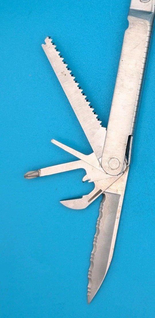LEATHERMAN Super TOOL Multi Function Tool PLIERS, Stainless! 04/98 DATE