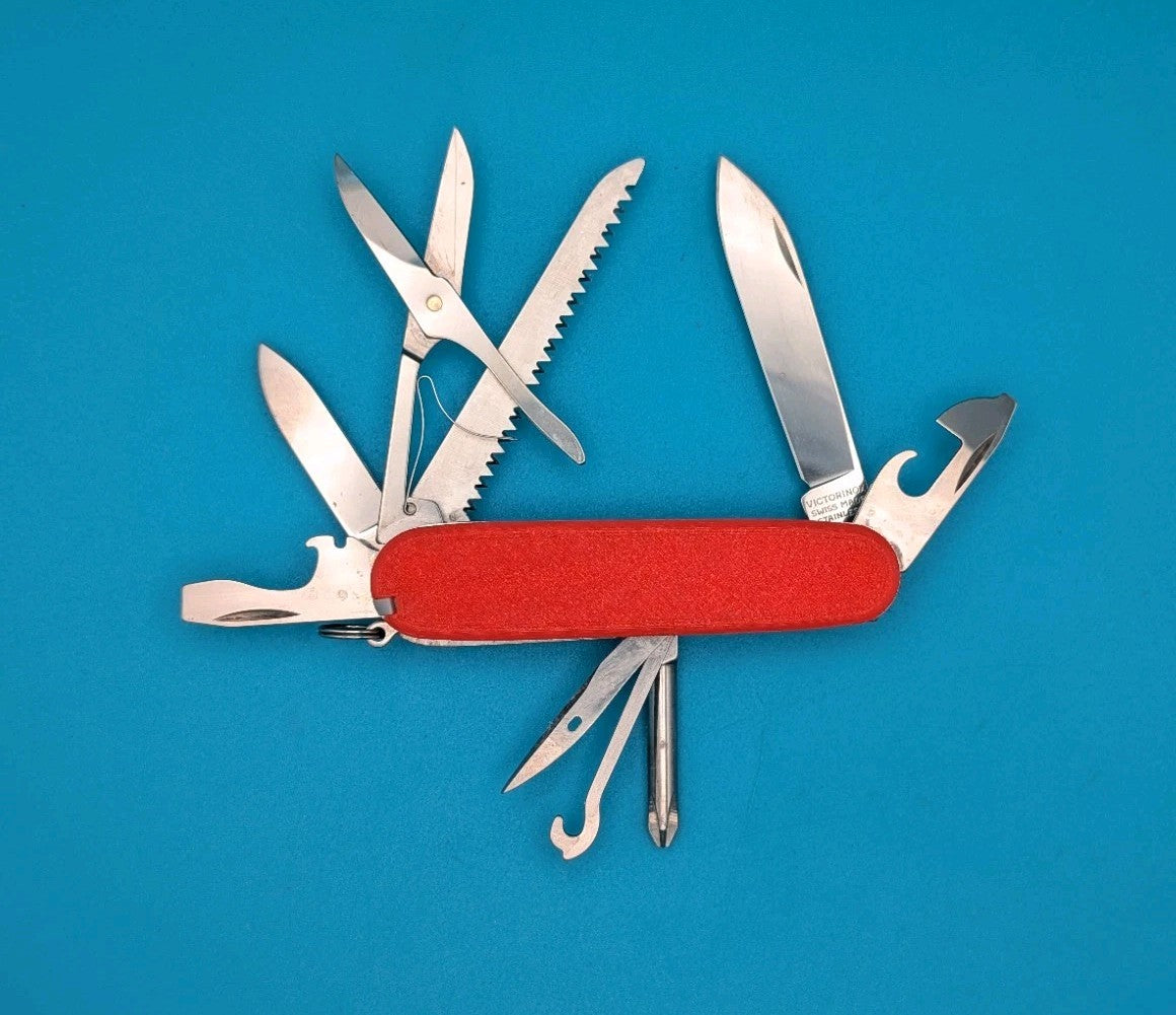 CUSTOM VICTORINOX FIELDMASTER GLOW IN THE DARK SWISS ARMY KNIFE MULTI TOOL!