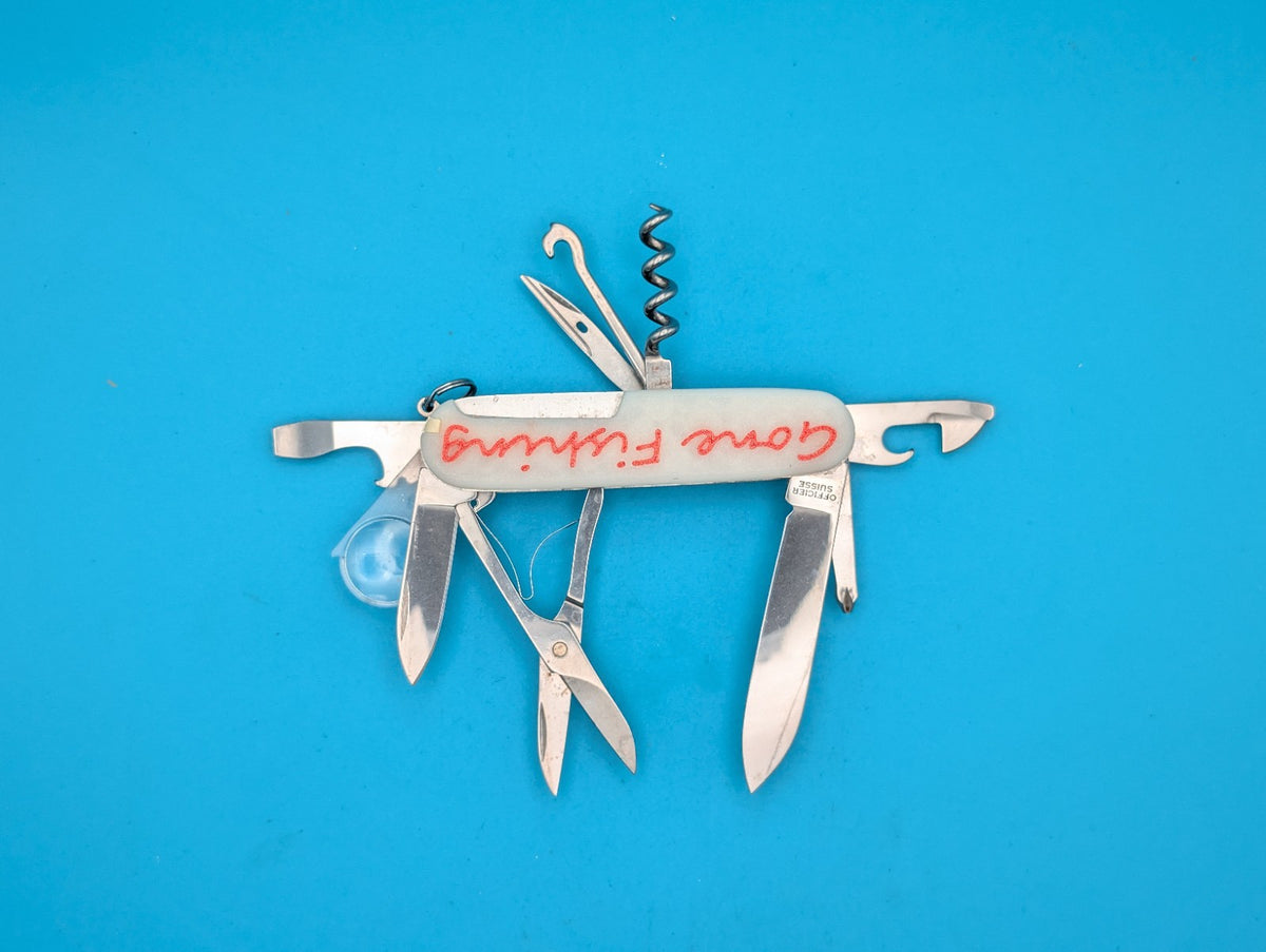 CUSTOM VICTORINOX EXPLORER GLOW IN THE DARK SWISS ARMY KNIFE MULTI TOOL! 91mm