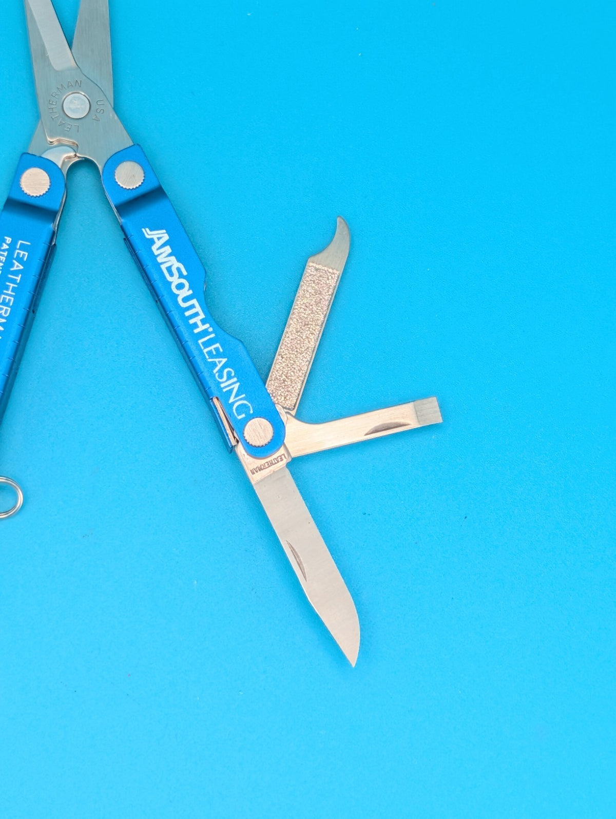 Leatherman Micra Multi-Tool, Knife, Scissors, Key Ring, Blue!