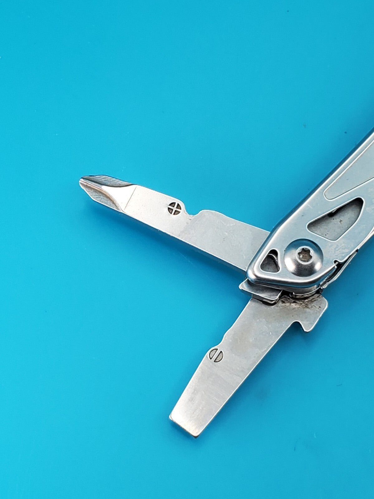 Leatherman Sidekick Multi-Tool, Knife, Pliers, Saw, Stainless!