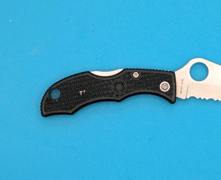 Spyderco Ladybug Black Handle Serrated Edge Lockback Folding Pocket Knife!