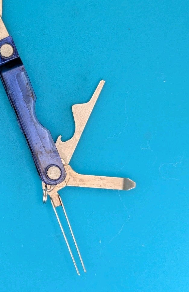 Leatherman Micra Multi-Tool, Knife, Scissors, Key Ring, Blue Case