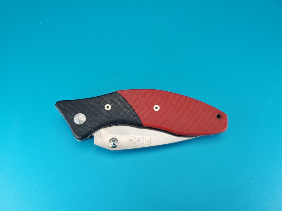 Vintage Bee L06 Liner Lock Plain Edge Folding Pocket Knife!