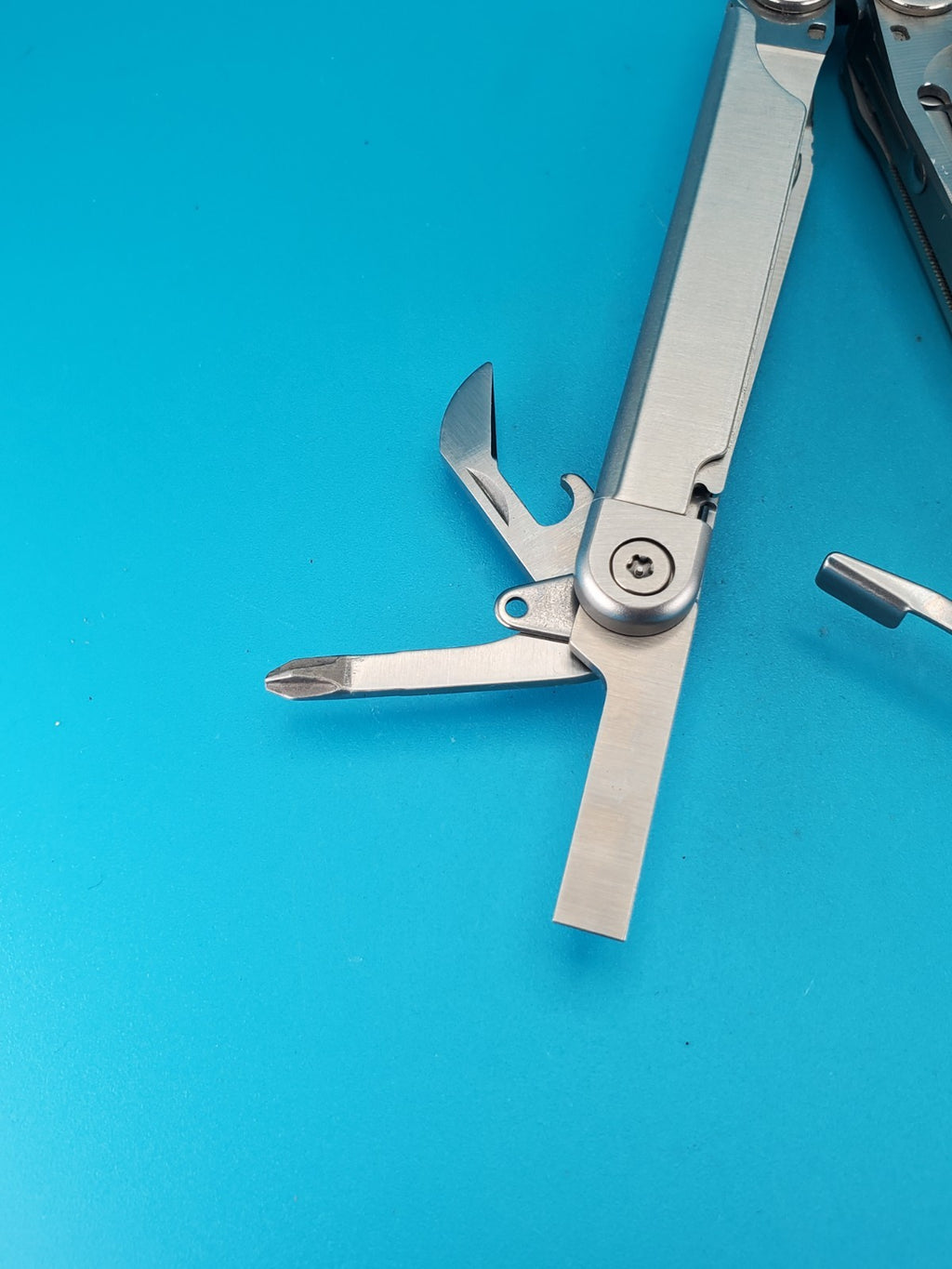 Leatherman Wave Original Vintage Retired, Dated 0400 (APR, 2004) EXCELLENT!