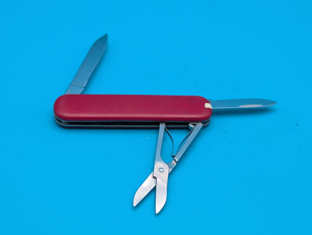 Victorinox Ambassador 74mm Swiss Army Knife Multi Tool!
