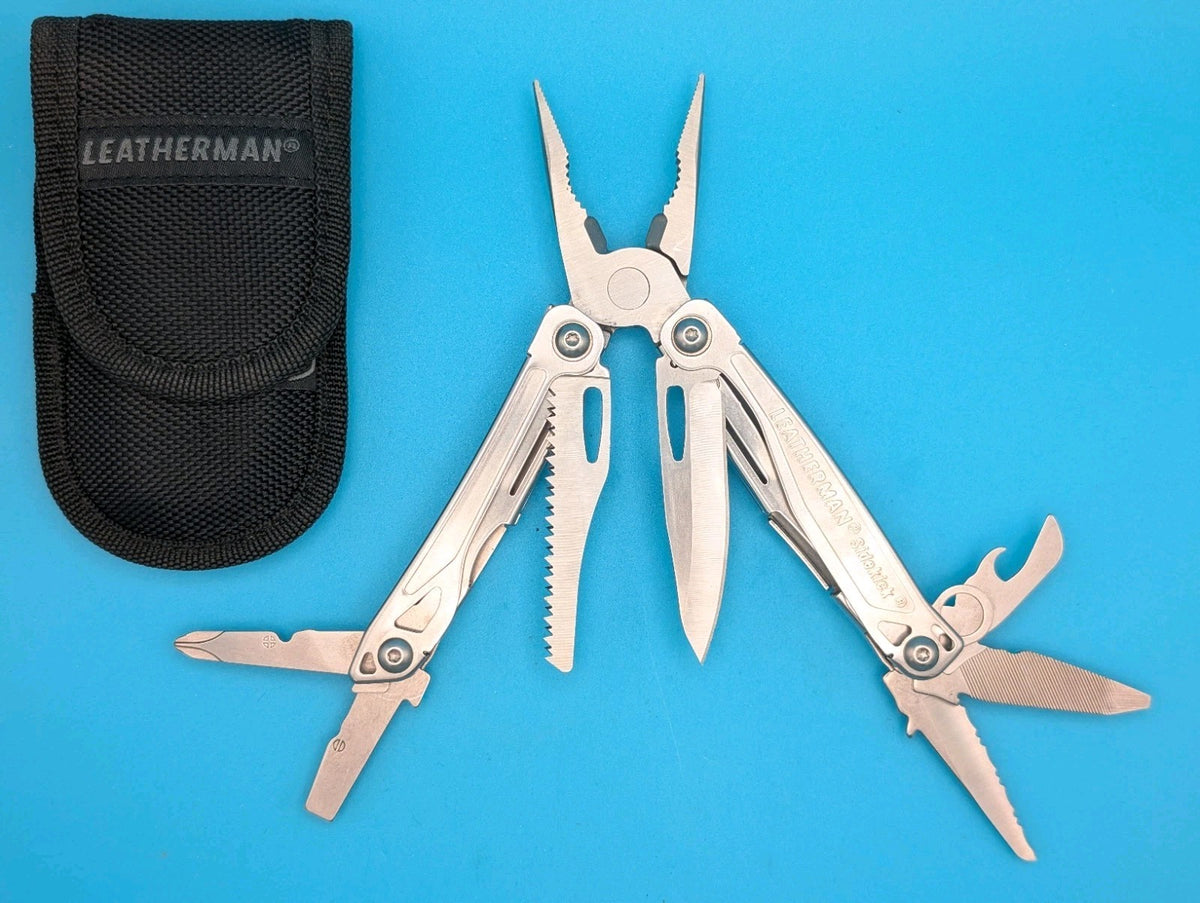 Leatherman Sidekick Multi-Tool, Knife, Pliers, Saw, Stainless! With Sheath!