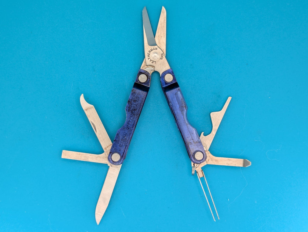 Leatherman Micra Multi-Tool, Knife, Scissors, Key Ring, Blue Case