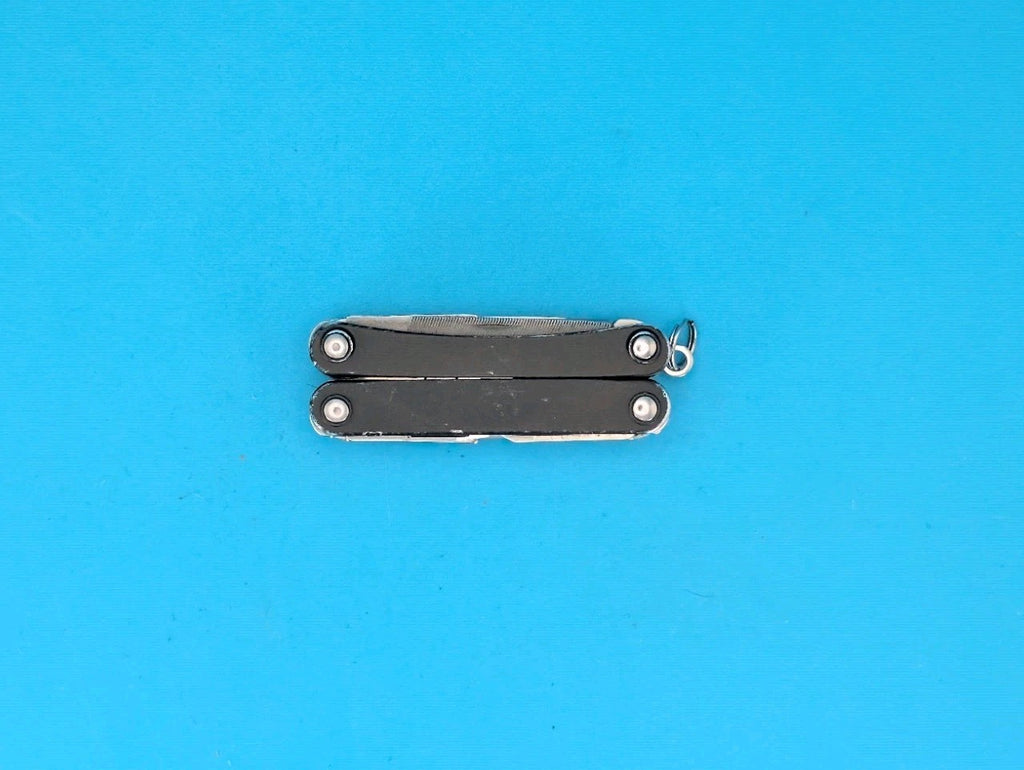 Leatherman SQUIRT PS4 Multi-Tool With Pliers Scissors Knife BLACK!