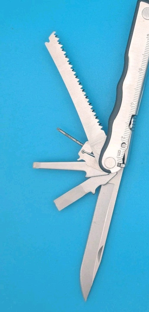 Leatherman BLAST Multi-Tool , Retired Multitool w/ Knife Pliers