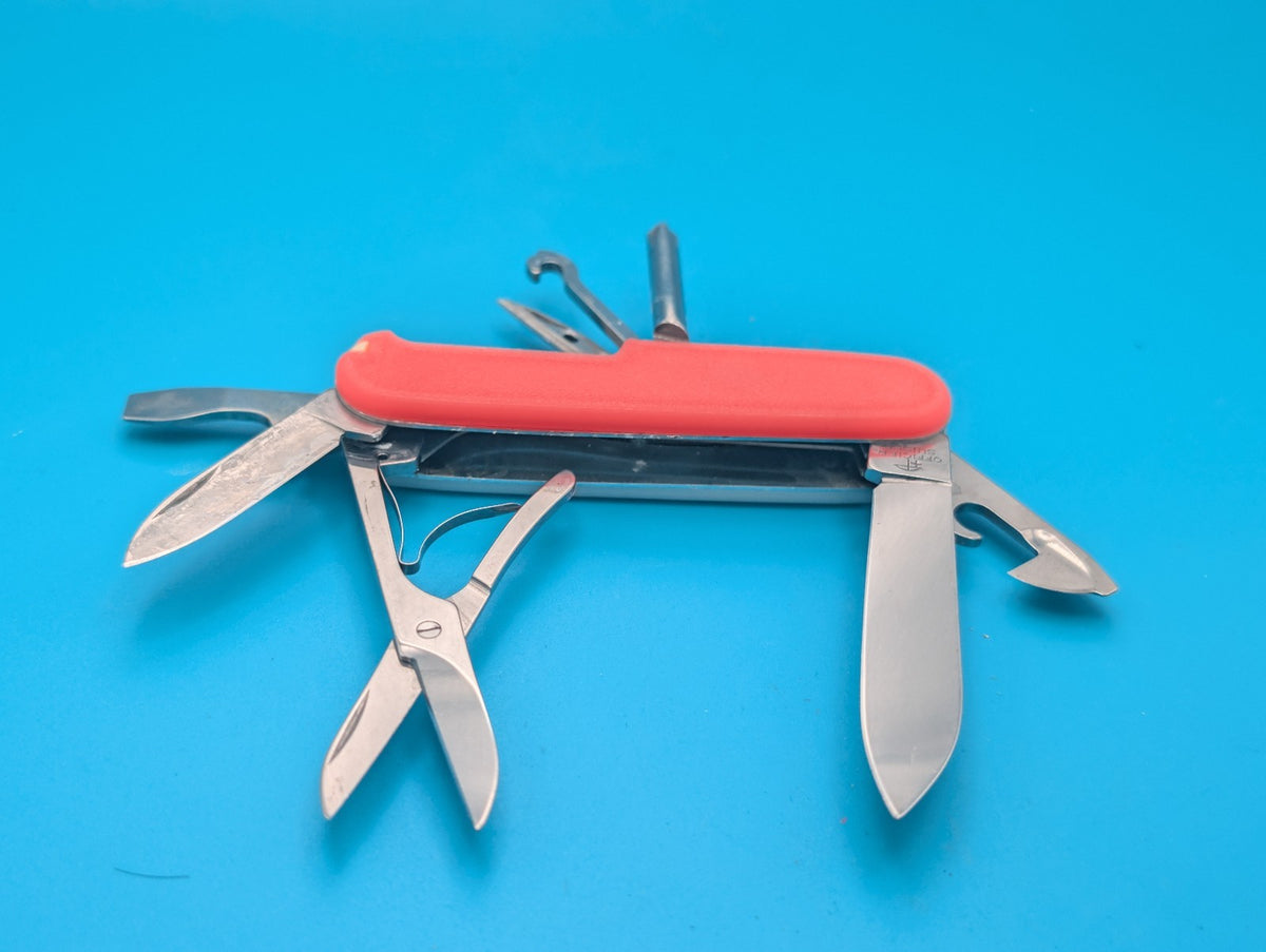 Custom Victorinox Super Tinker Glow in the Dark Swiss Army Knife Multi Tool!
