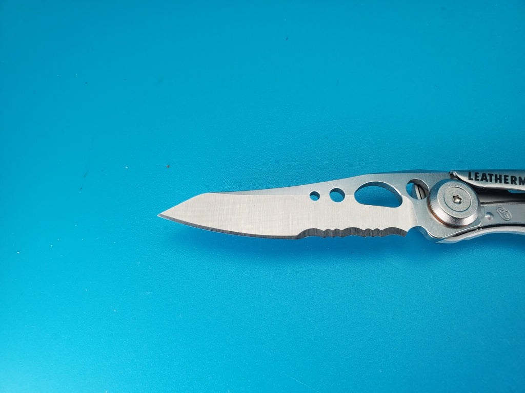 Leatherman Skeletool KBX Pocket Knife w/ Bottle Opener, SILVER!