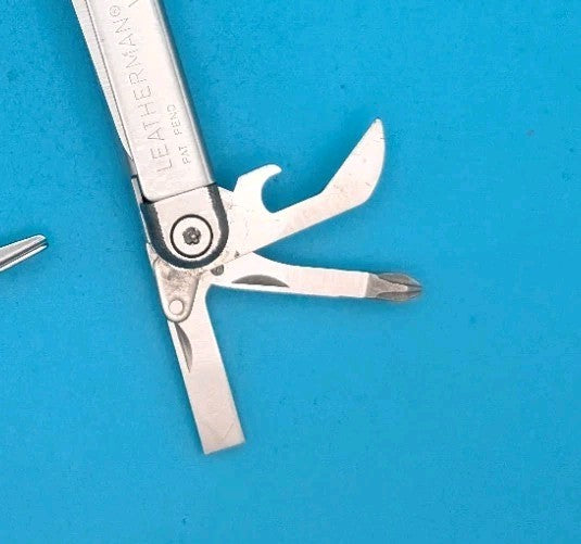 Leatherman Wave Original Vintage Retired, Dated 0601 (JUNE, 2001)