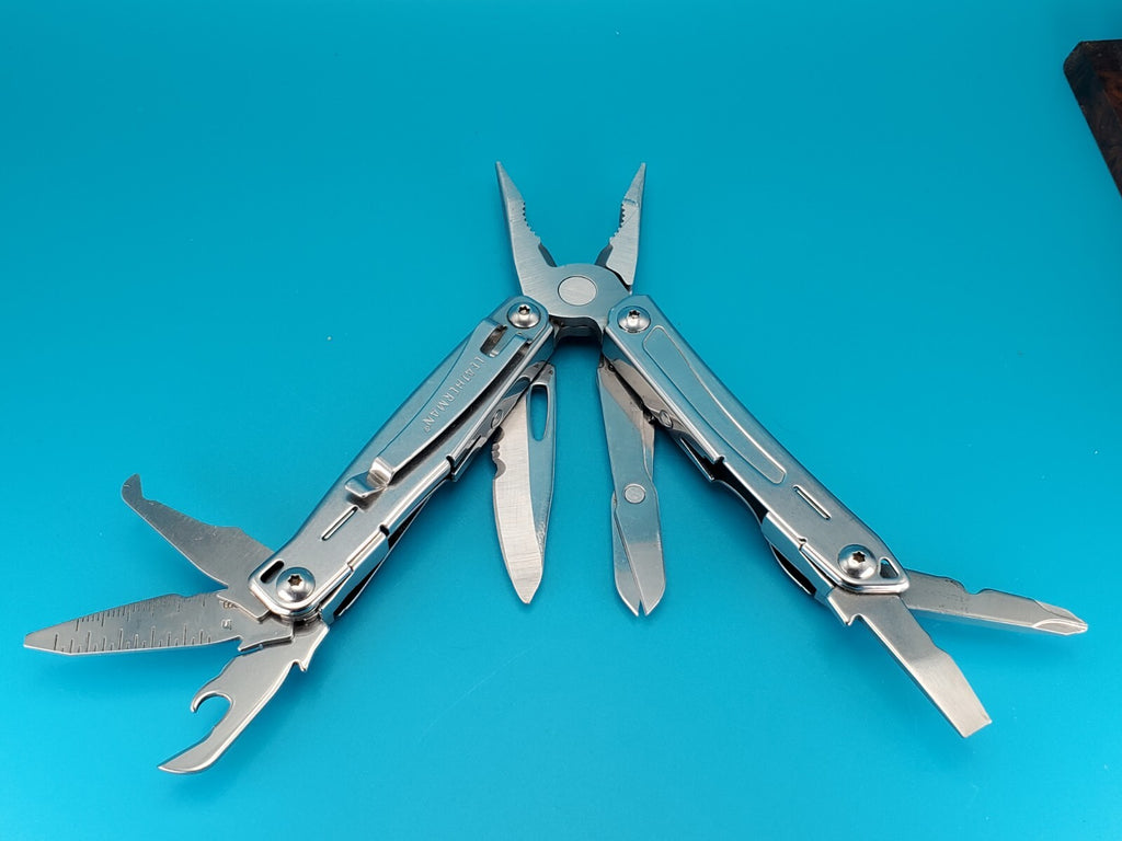LEATHERMAN WINGMAN MULTI-TOOL! FAST SHIPPING!