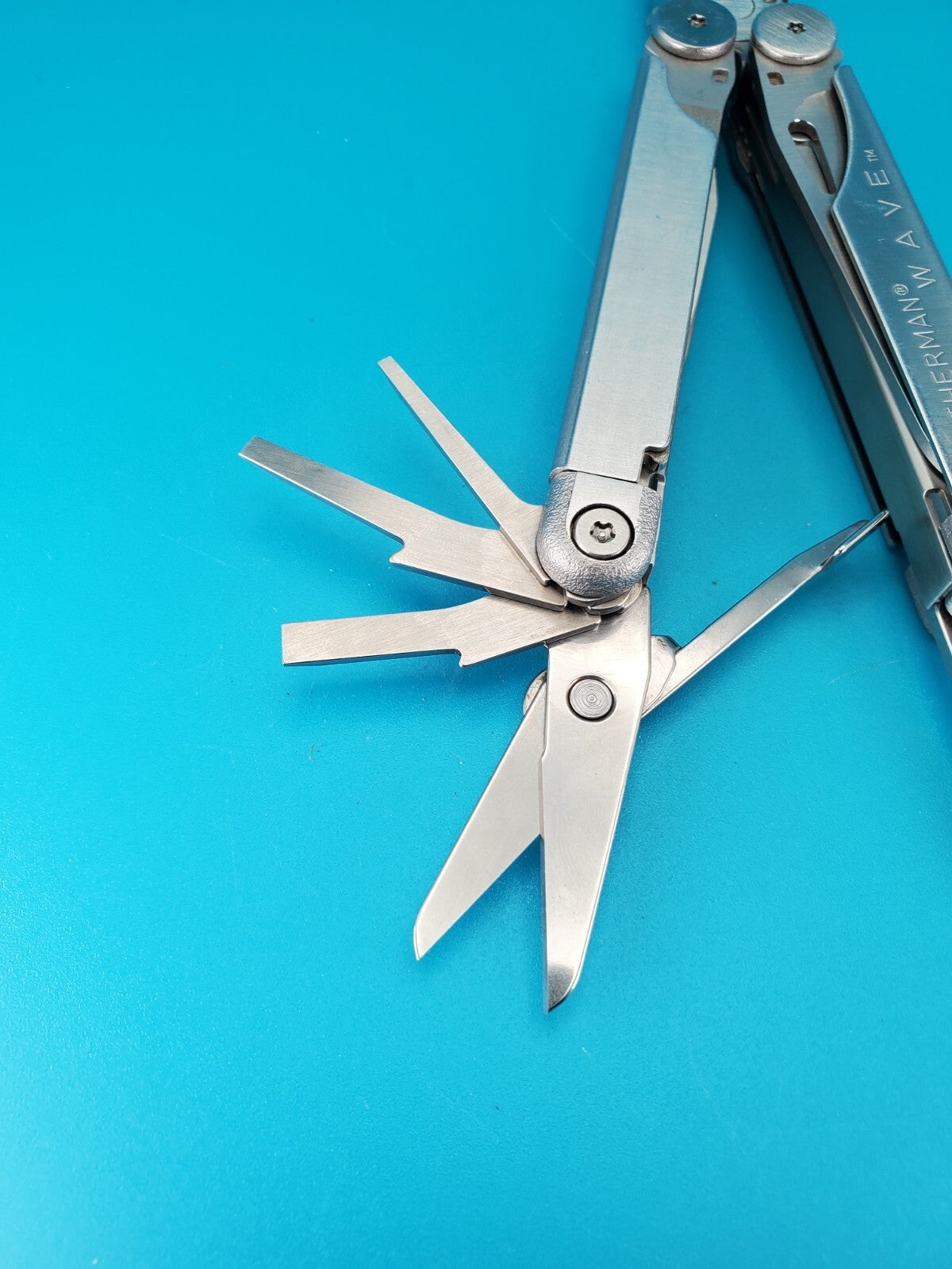 Leatherman Wave Original Vintage Retired, Dated 05/00 (JUN, 2000) WITH SHEATH!