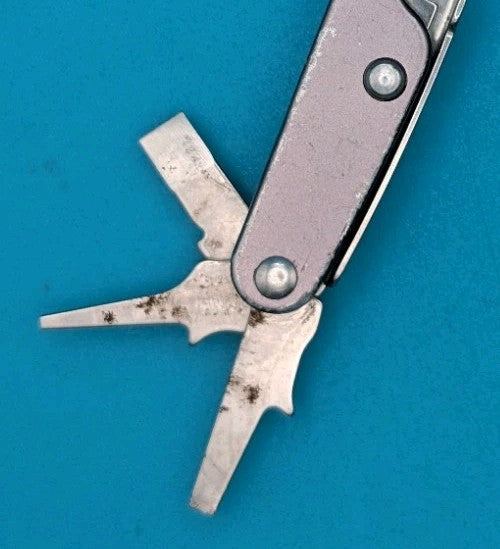 Leatherman Juice C2 Gray Multi Tool!  *LOOSE CORKSCREW*