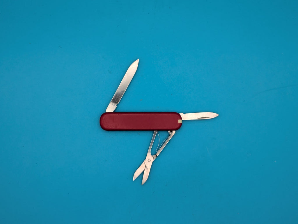 Victorinox Ambassador 74mm Swiss Army Knife Multi Tool! Red!