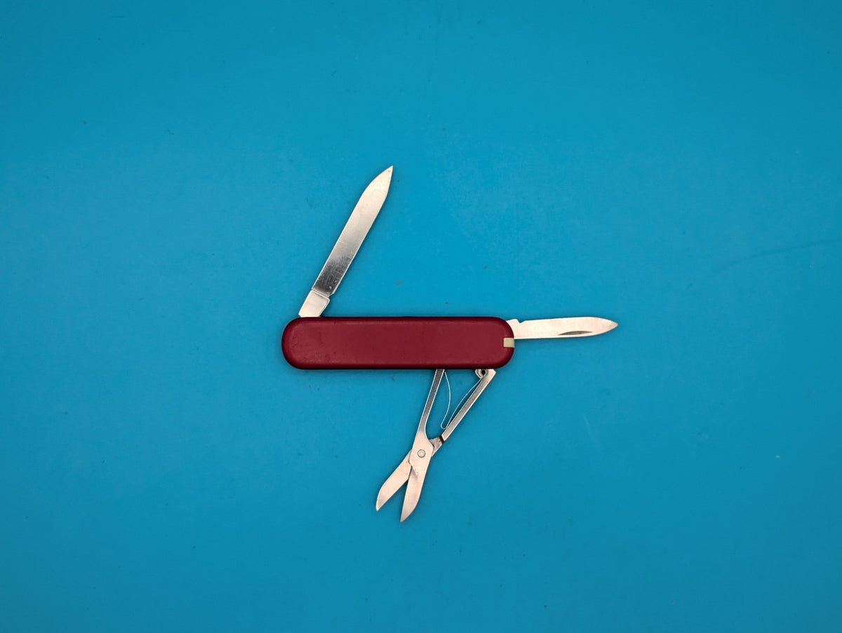 Victorinox Ambassador 74mm Swiss Army Knife Multi Tool! Red!