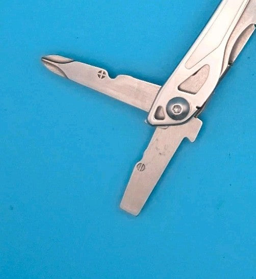 Leatherman Sidekick Multi-Tool, Knife, Pliers, Saw, Stainless! With Sheath!
